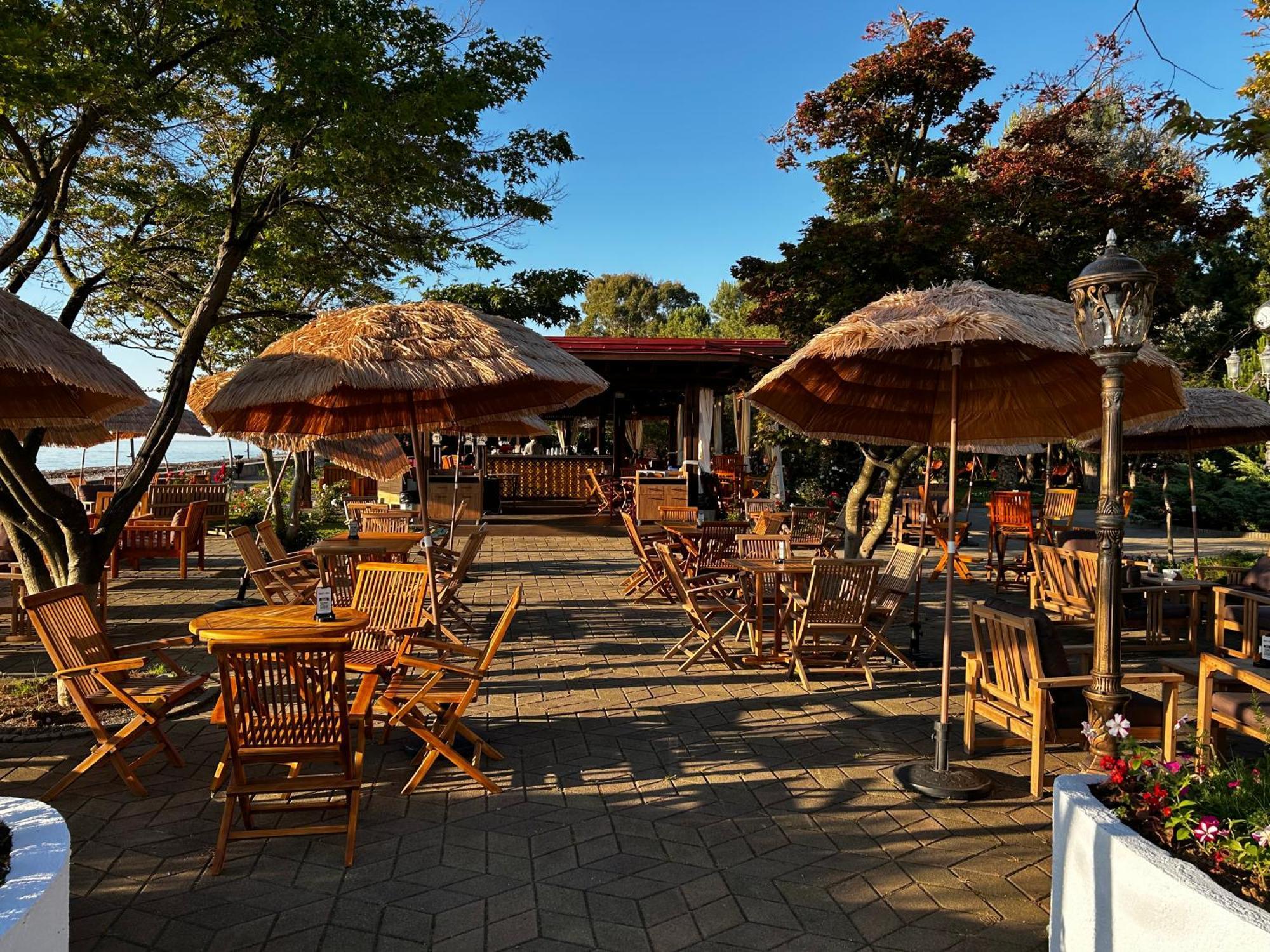 Cемейный Номер С Балконом На 4 Чел Dreamland Oasis Chakvi Bagian luar foto